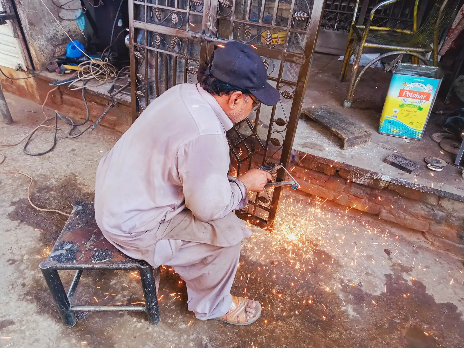Steel fabrication of industrial food machinery